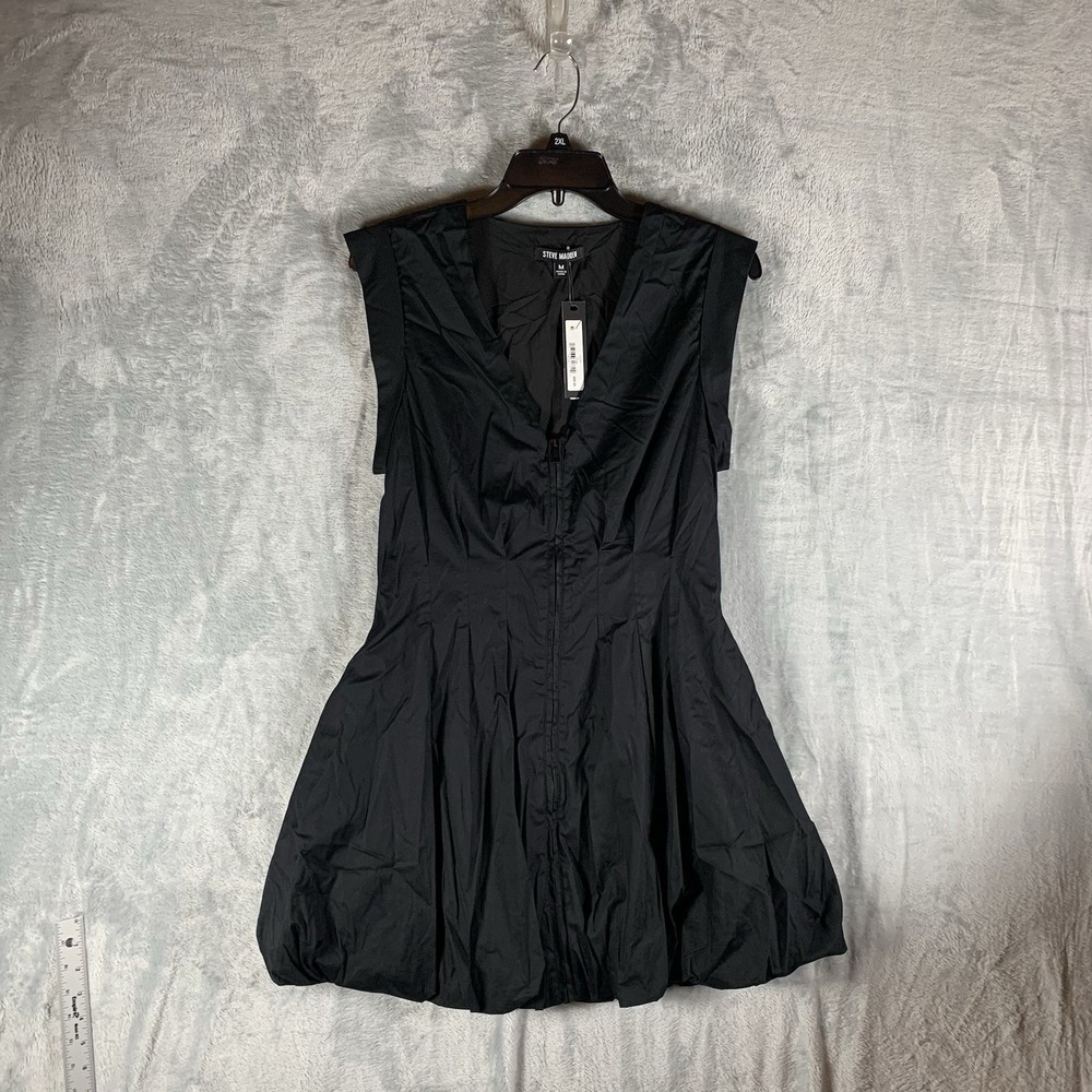 Steve Madden Women's Dress‎ Gale Black M Pockets Cap Sleeve Full Skirt Skater